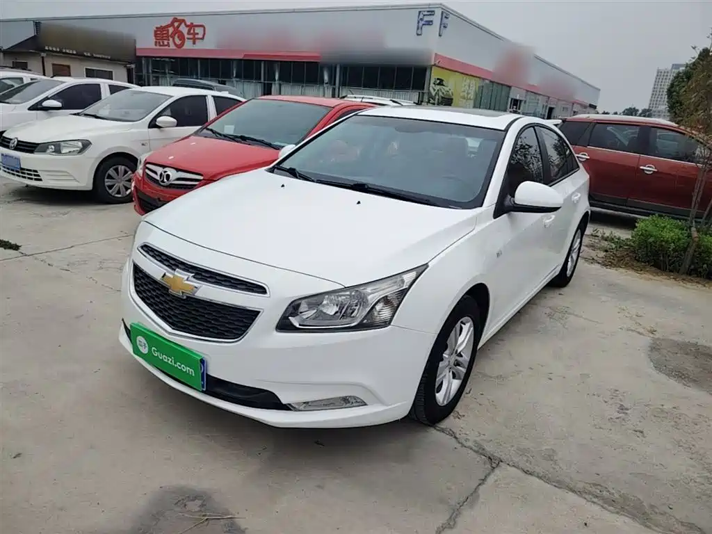 Chevrolet Cruze 2015 1.5L Classic SE AT фото 2