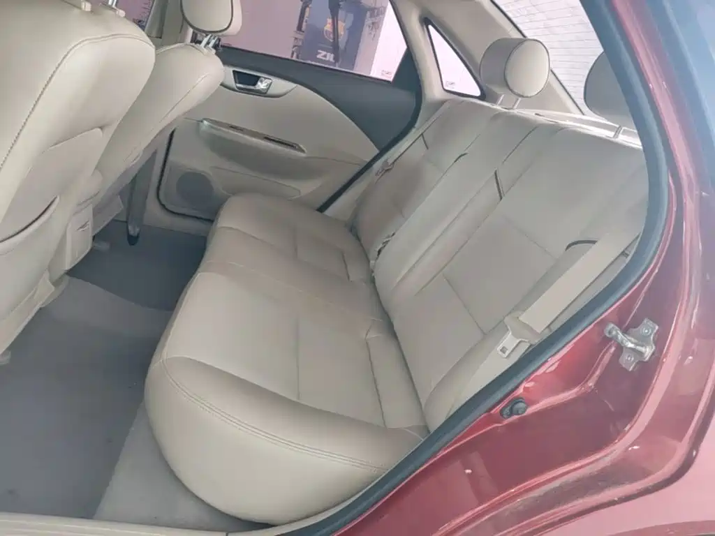 Фото 17 - Buick Excelle