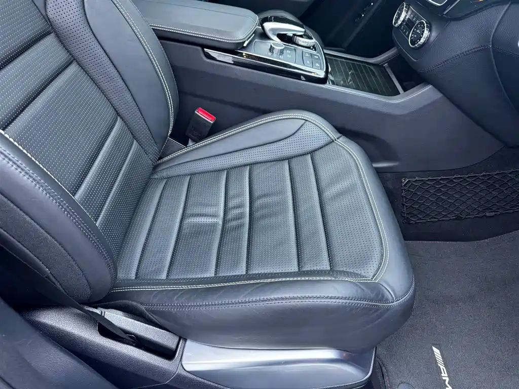 Mercedes-Benz GLS AMG 2017 AMG GLS 63 4MATIC фото 18