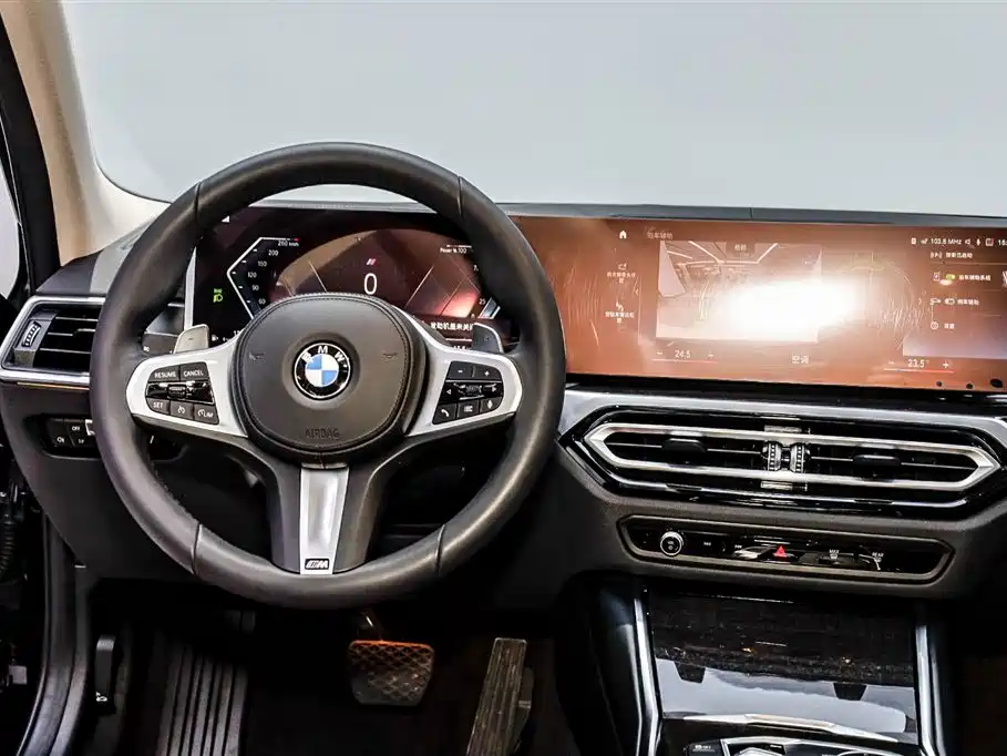 BMW 3 Series 2023 325Li M Sport Package фото 3