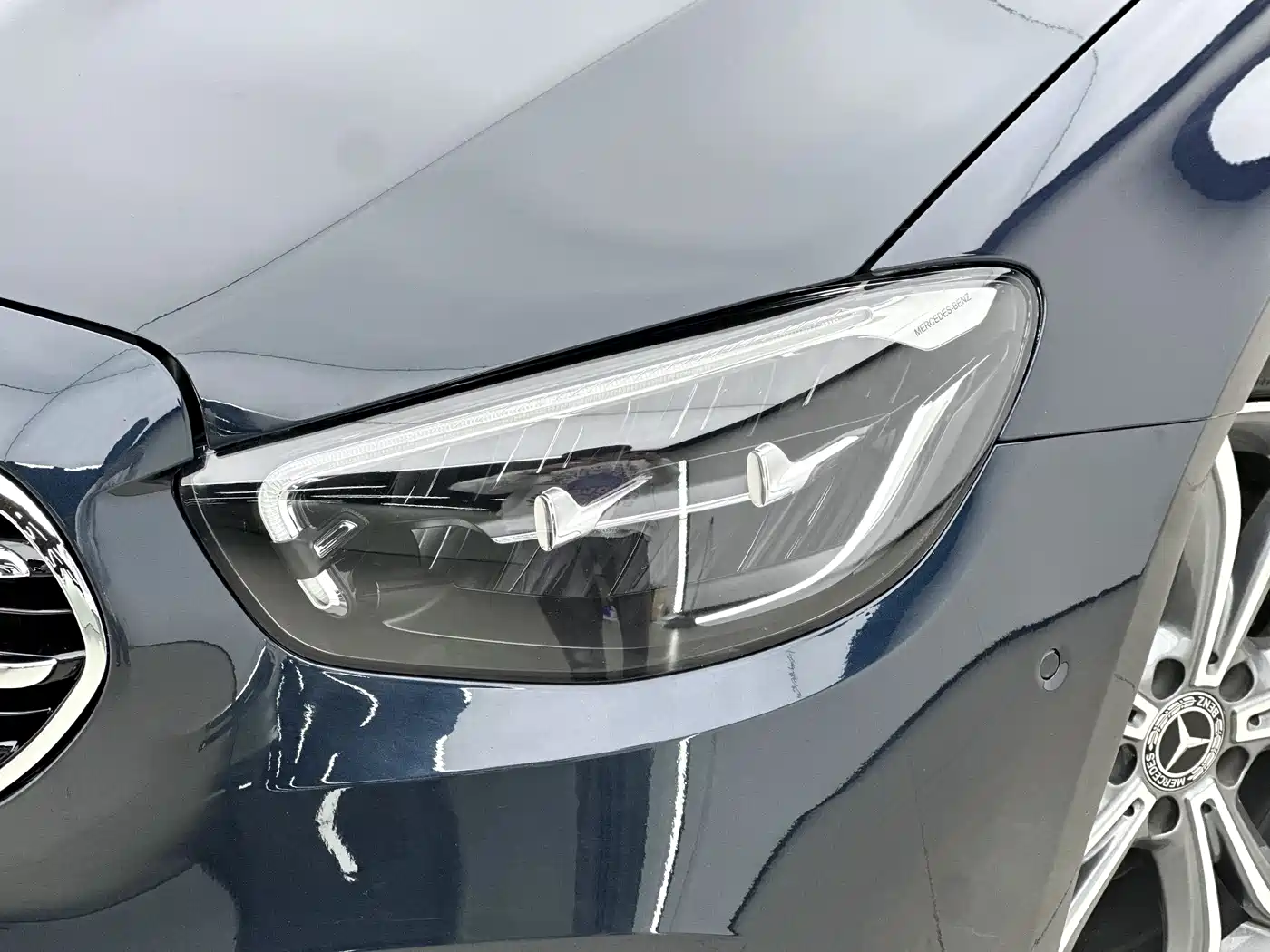 Mercedes-Benz E-Class 2023 E 300 L Sport Luxury фото 12