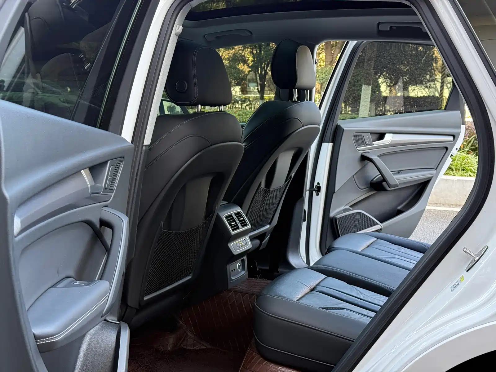 Photo 15 - Audi Q5L