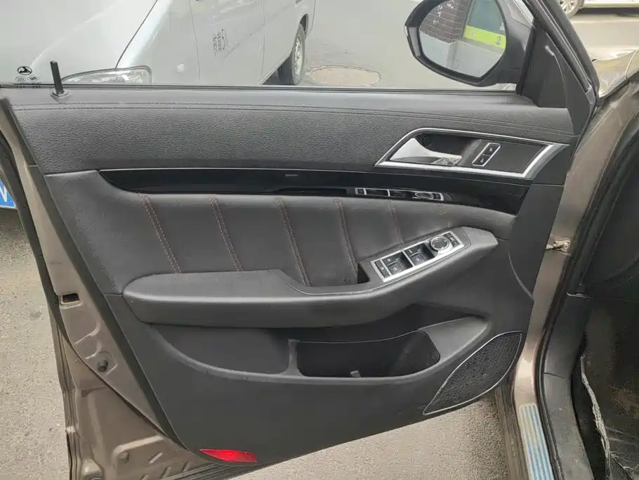 Leopaard CS10 2016 2016 2.0T Automatic Luxury