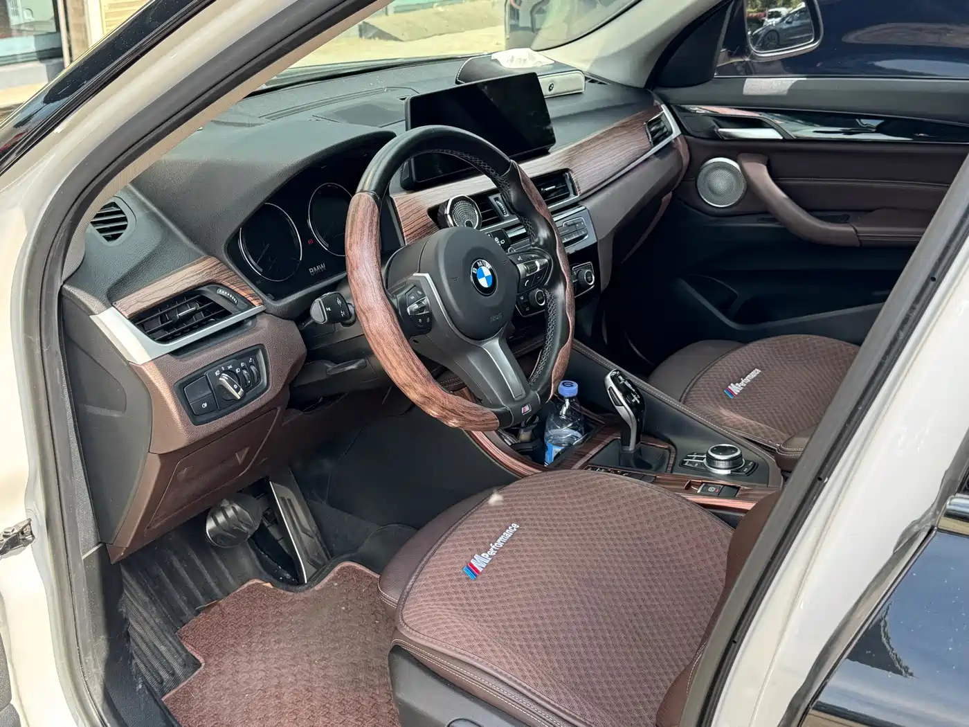 BMW X1 2022 sDrive20Li Premium фото 4