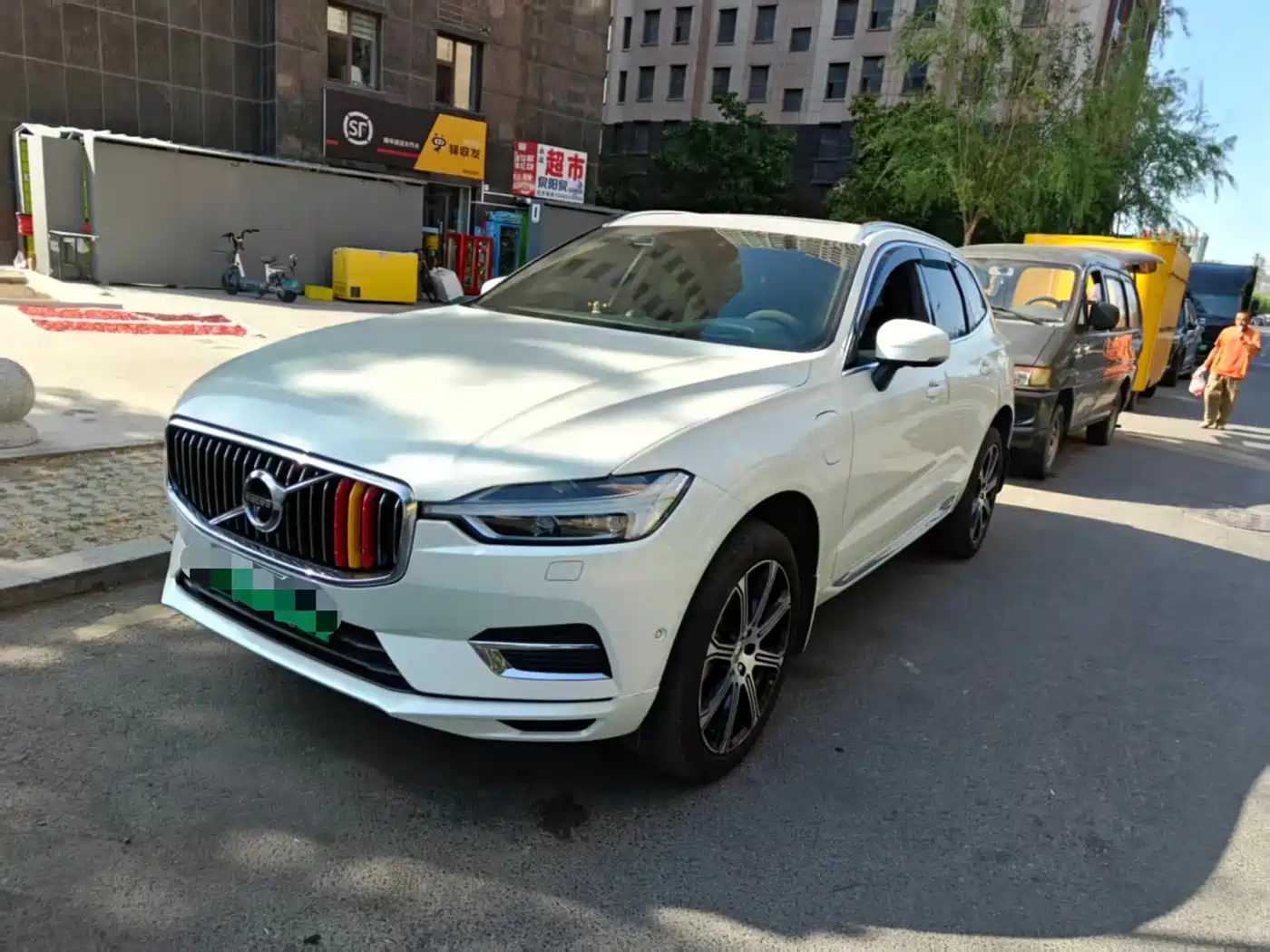 Volvo XC60 Plug-in Hybrid 2020 2021 T8 E-Drive Hybrid Inscription Luxury