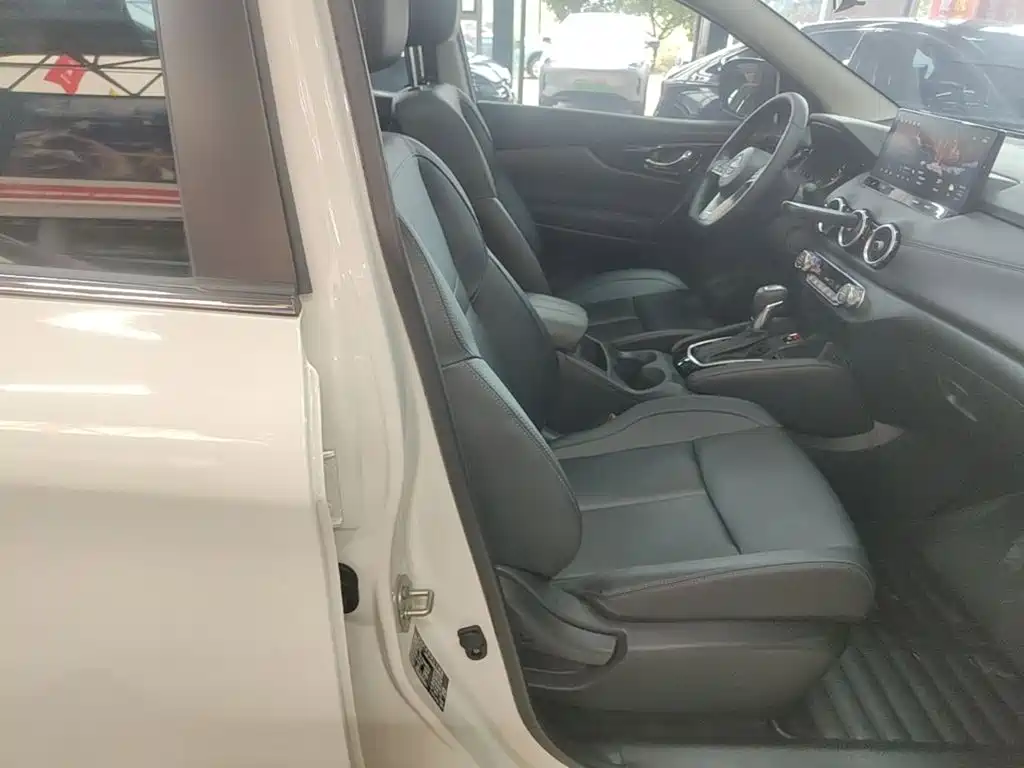 Nissan Qashqai 2026 2025 Facelift Honor 2.0L CVT XV+ Leading Edition