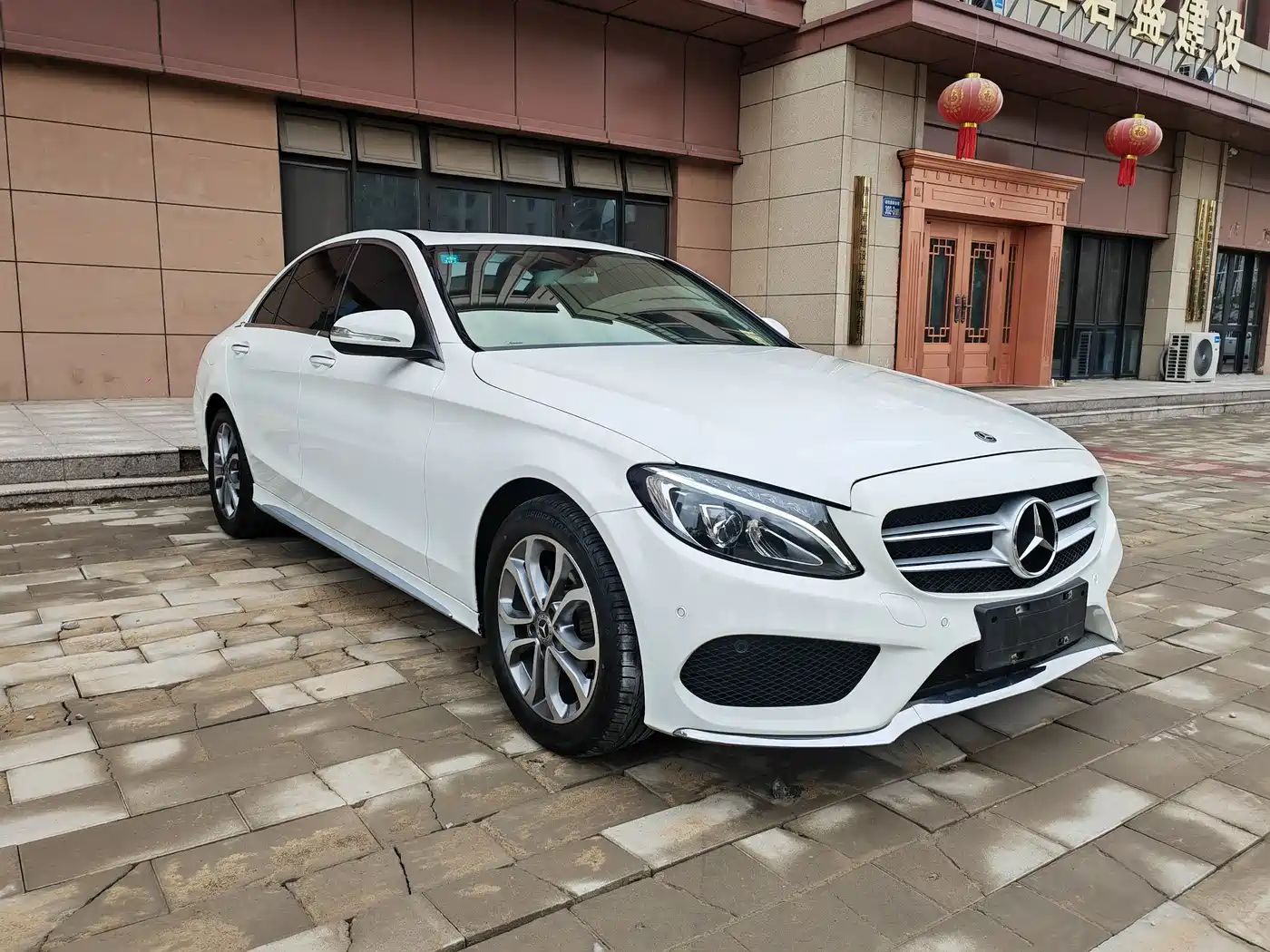 Mercedes-Benz C-Class 2017 Facelift C 180 L Fashion Sport Edition фото 3