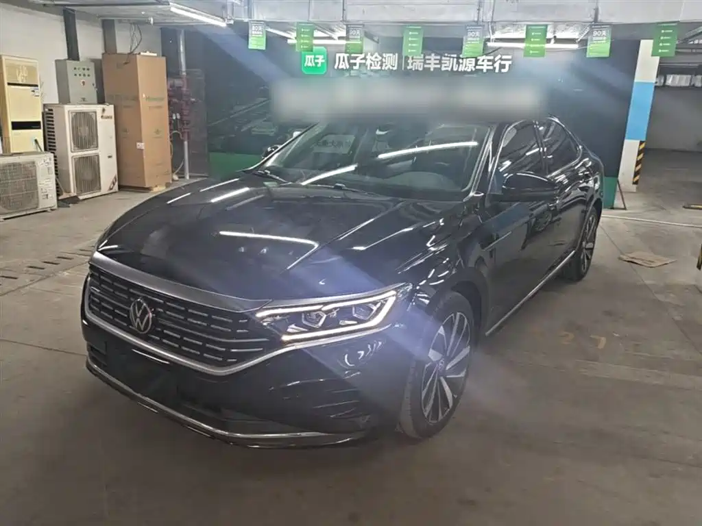 Volkswagen Passat 2022 330TSI Luxury Edition