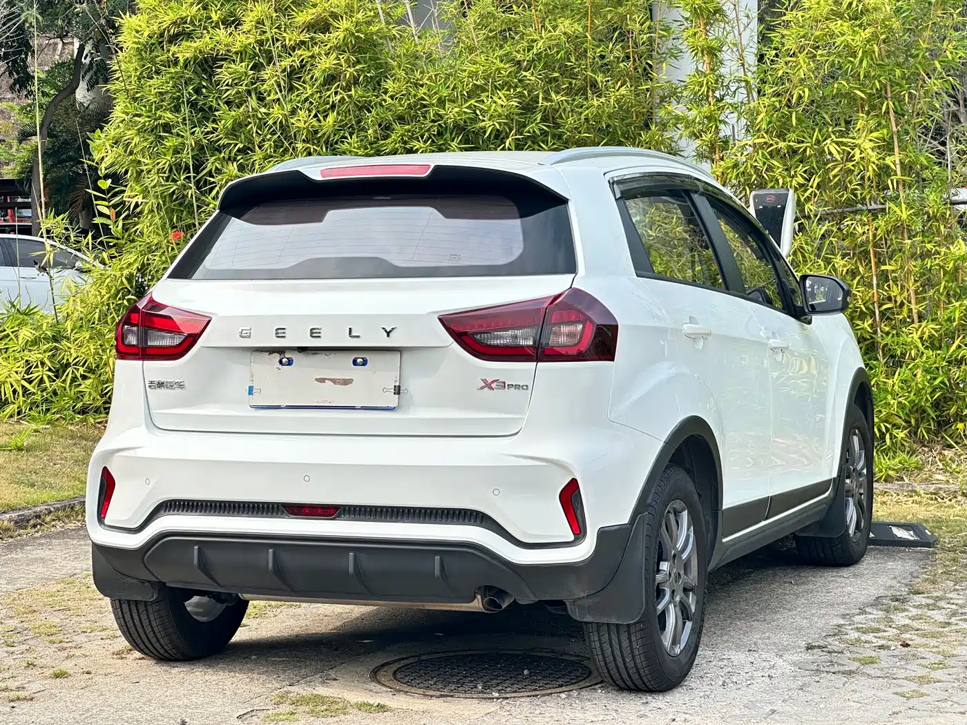 GEELY AUTOMOBILE VISION X3