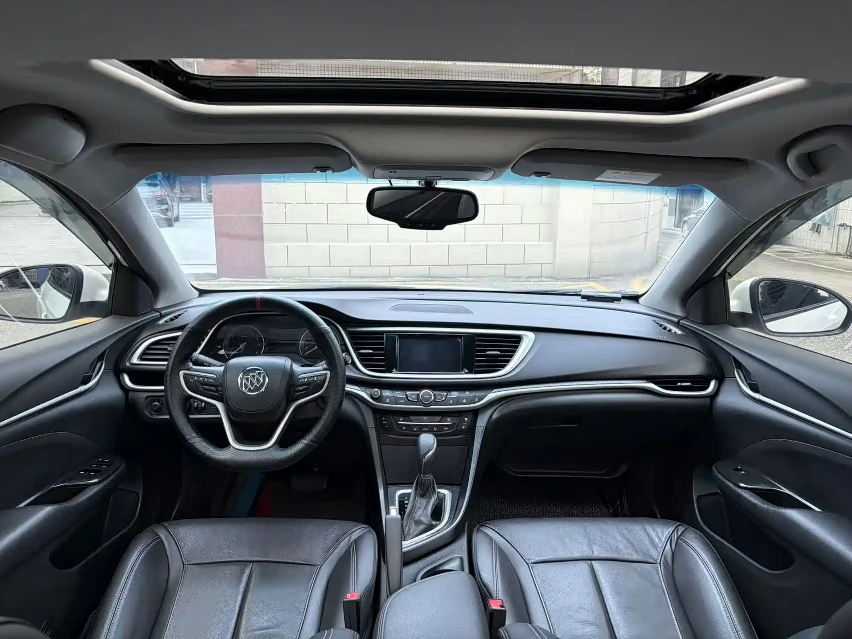 Фото 10 - Buick Excelle