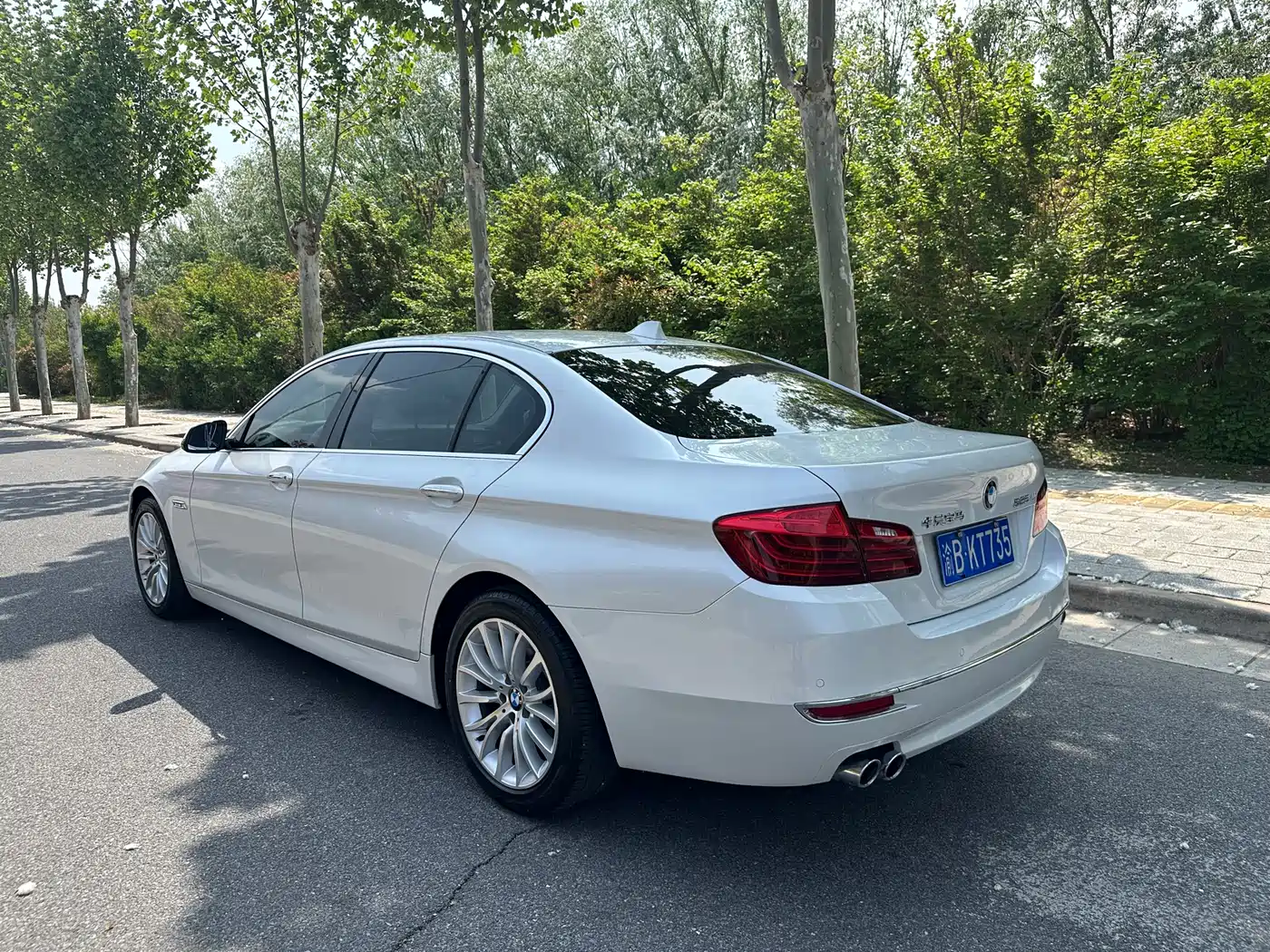BMW 5 Series 2017 525Li Luxury Design Package фото 4