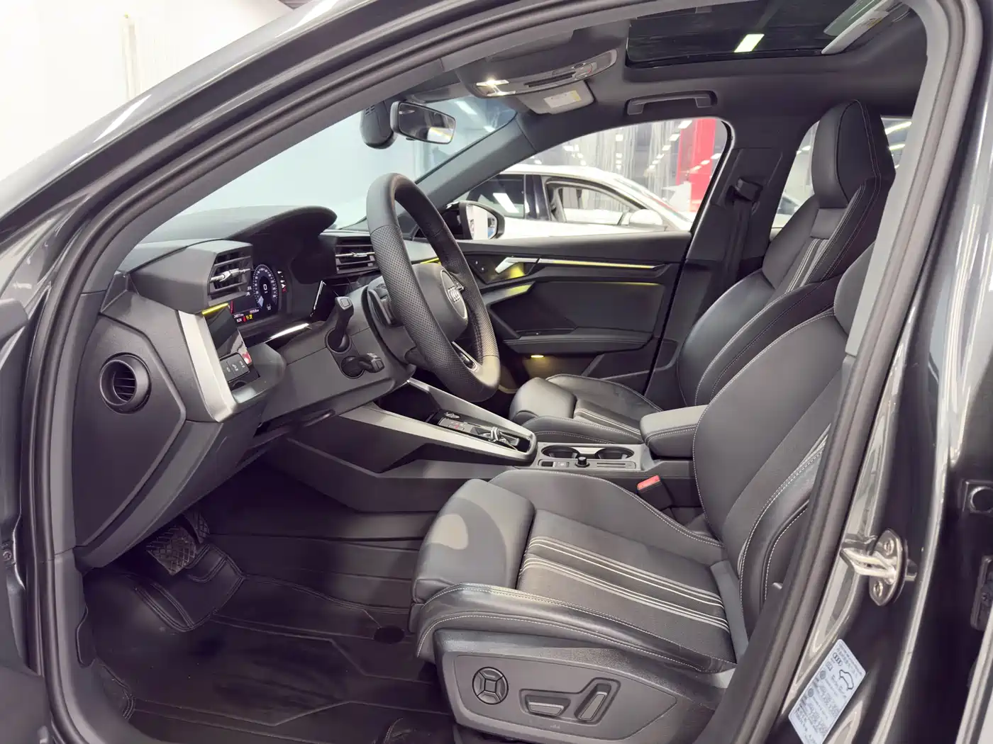 Audi A3 2023 Facelift Sportback 35 TFSI Fashion Sport фото 25