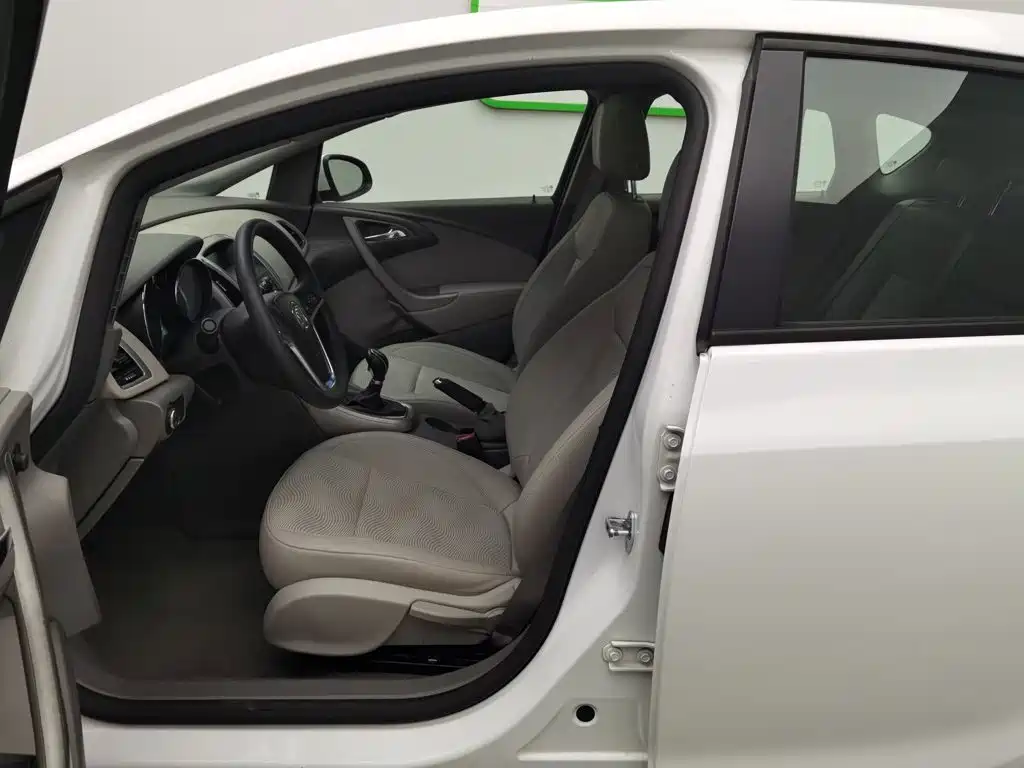Photo 10 - Buick Excelle