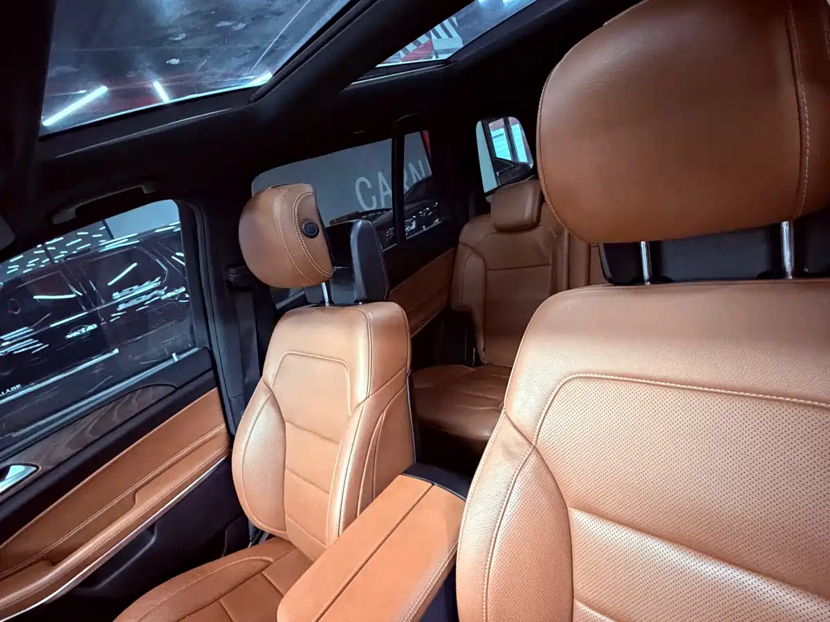 Mercedes-Benz GLS 2017 GLS 500 4MATIC фото 38