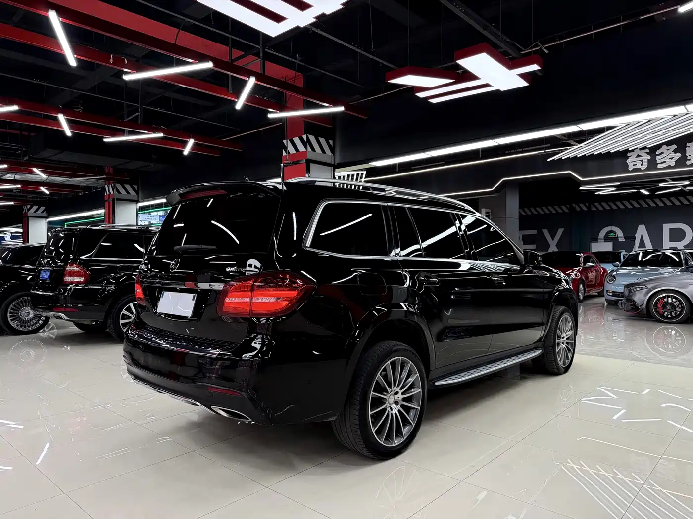 Mercedes-Benz GLS 2017 GLS 500 4MATIC фото 5