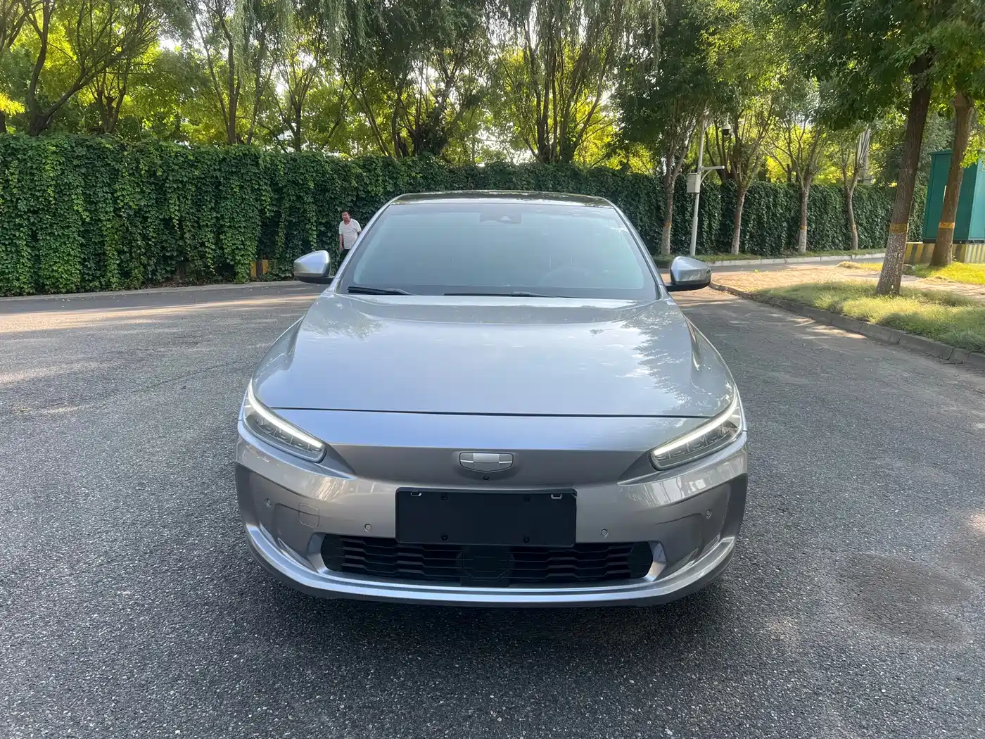 Фото 2 - Geely Geometry A
