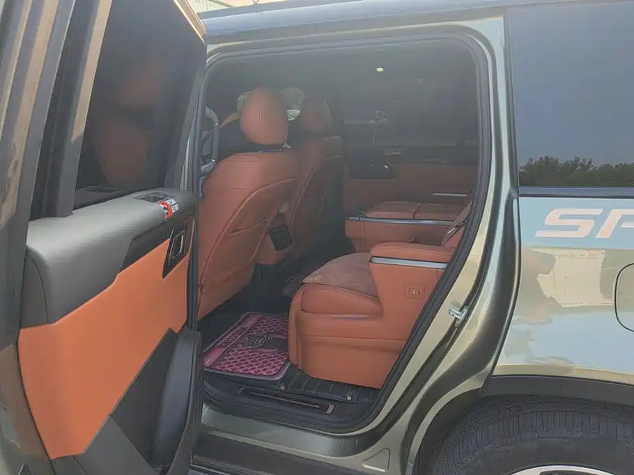 ROX Jishi Extreme Stone 01 2024 2024 Premium 6-seater Long Range