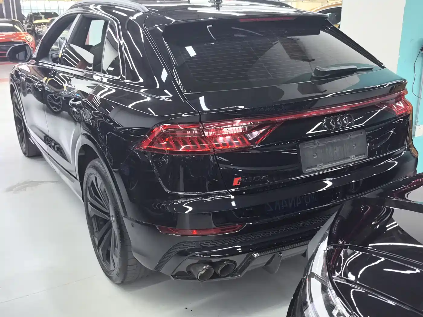 Audi Q8 2021 Model 55 TFSI Exclusive Dynamic фото 14