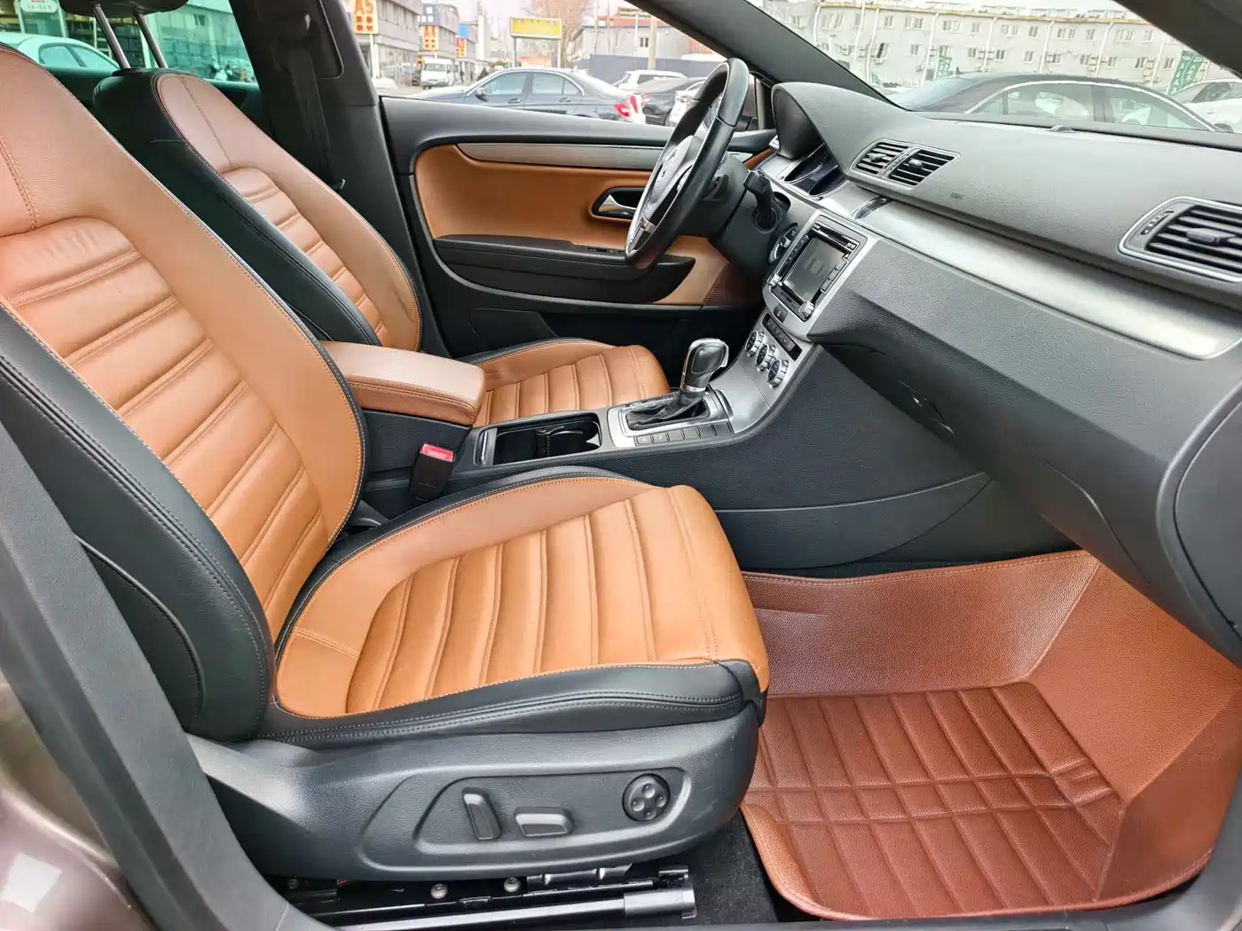 Volkswagen FAW-Volkswagen CC 2013 2.0TSI Luxury фото 17