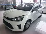 Photo 2 - Kia Pegas