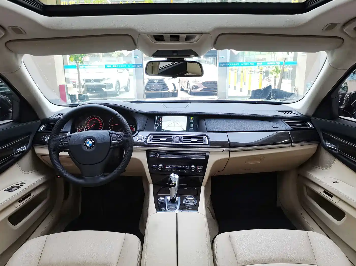 BMW 7 Series 2011 730Li Elegance фото 13