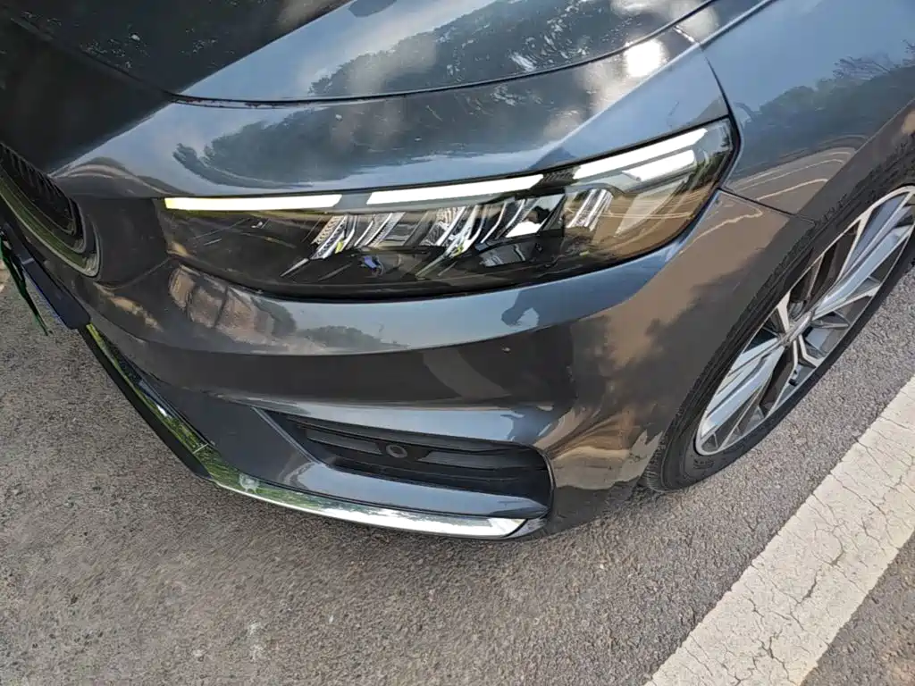 Фото 24 - Geely Preface