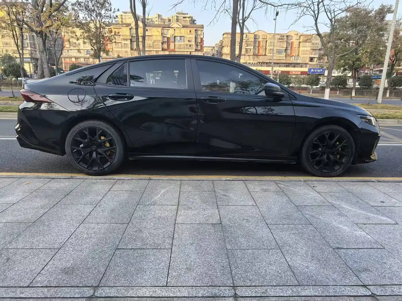 GAC Trumpchi Trumpchi Emkoo 2021 270T DCT J15 Edition фото 4