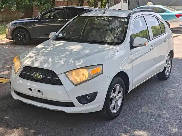 FAW Xiali N7 2013 Model 1.3L Manual Premium