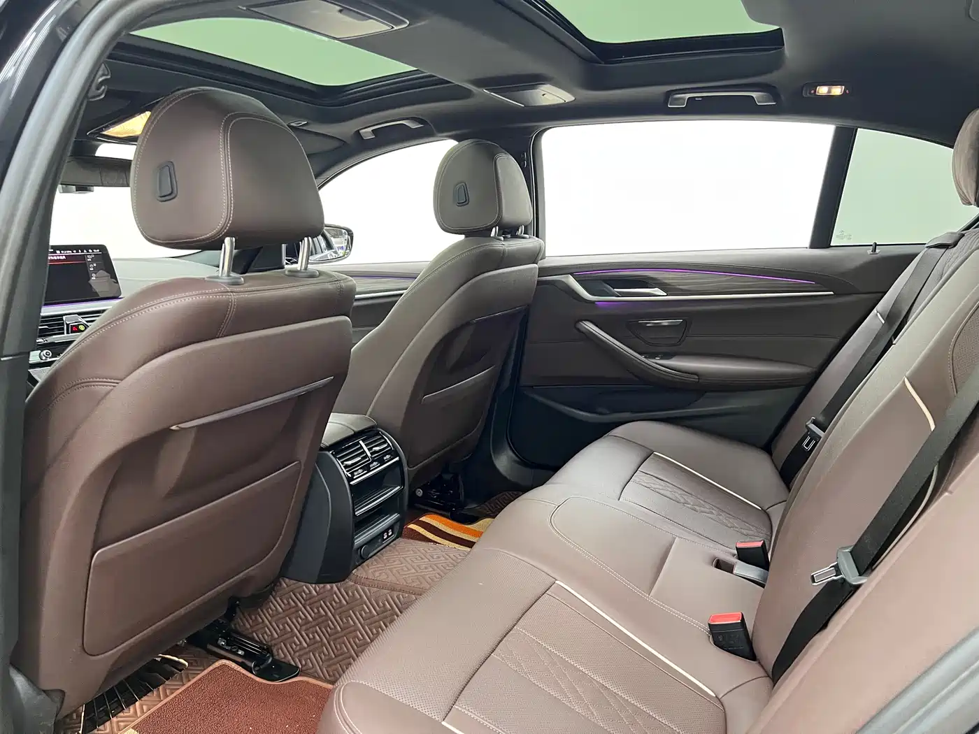 BMW 5 Series 2022 Facelift 530Li Leading M Sport Package фото 11