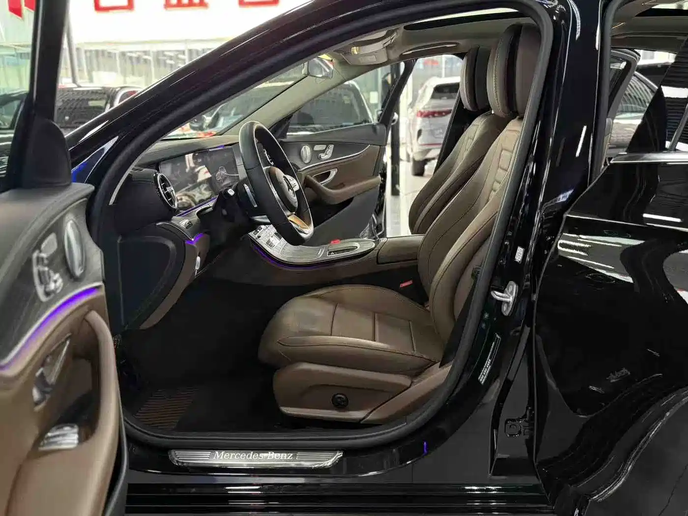 Mercedes-Benz E-Class 2020 Facelift E 300 L Sport Exclusive фото 4