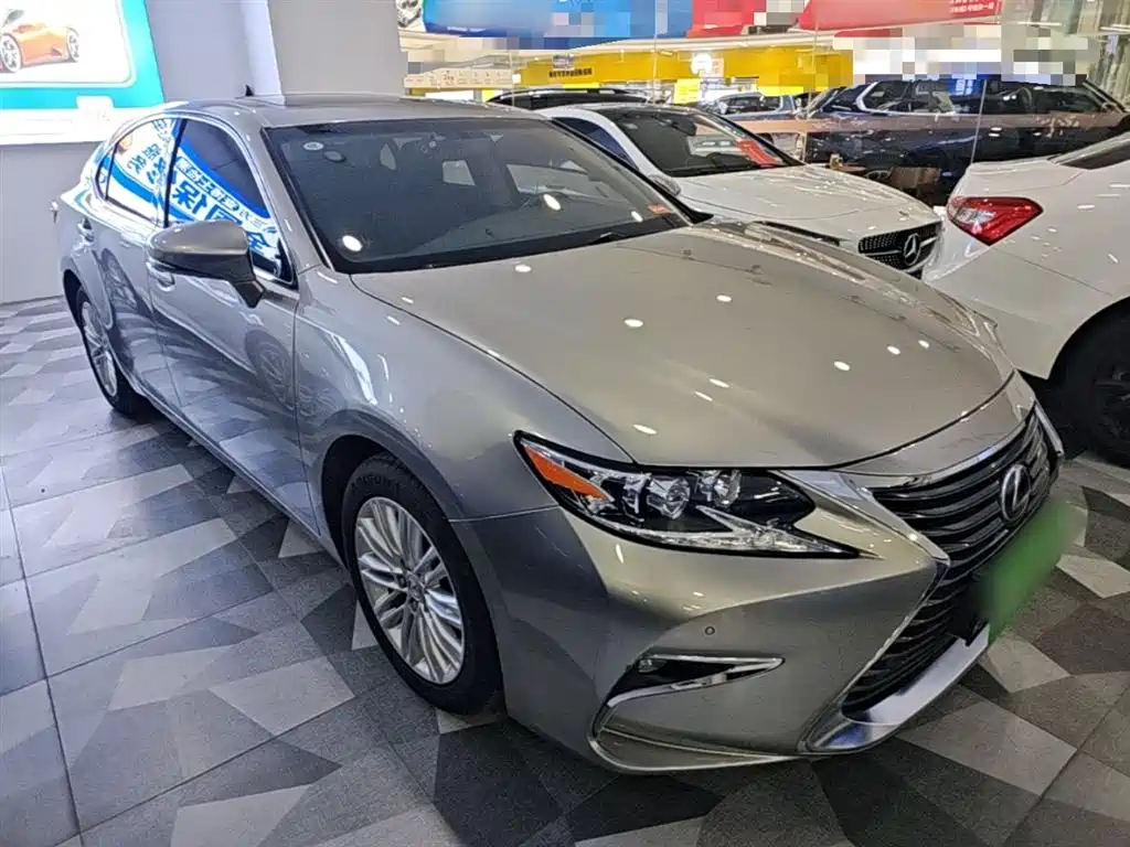 Lexus ES 2015 250 Elegance Edition фото 4