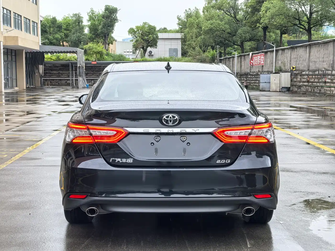 Toyota Camry 2021 2.0G Luxury Edition фото 8