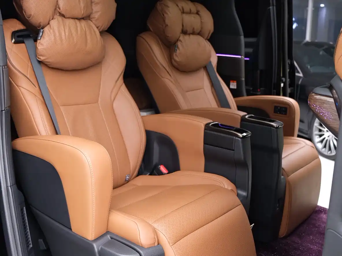 Toyota Vellfire 2025 Crown Hybrid 2.5L Ink Gold Executive Edition фото 21