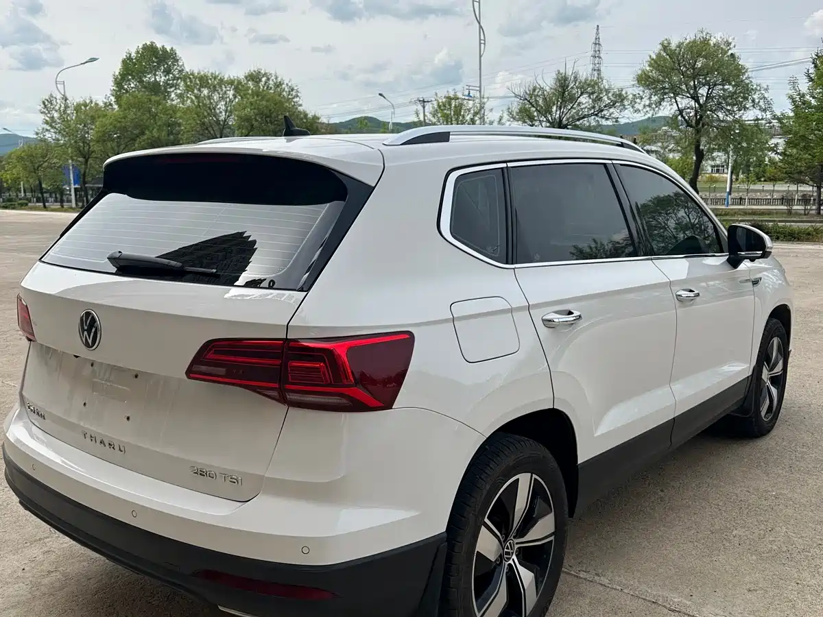 VOLKSWAGEN TUYUE