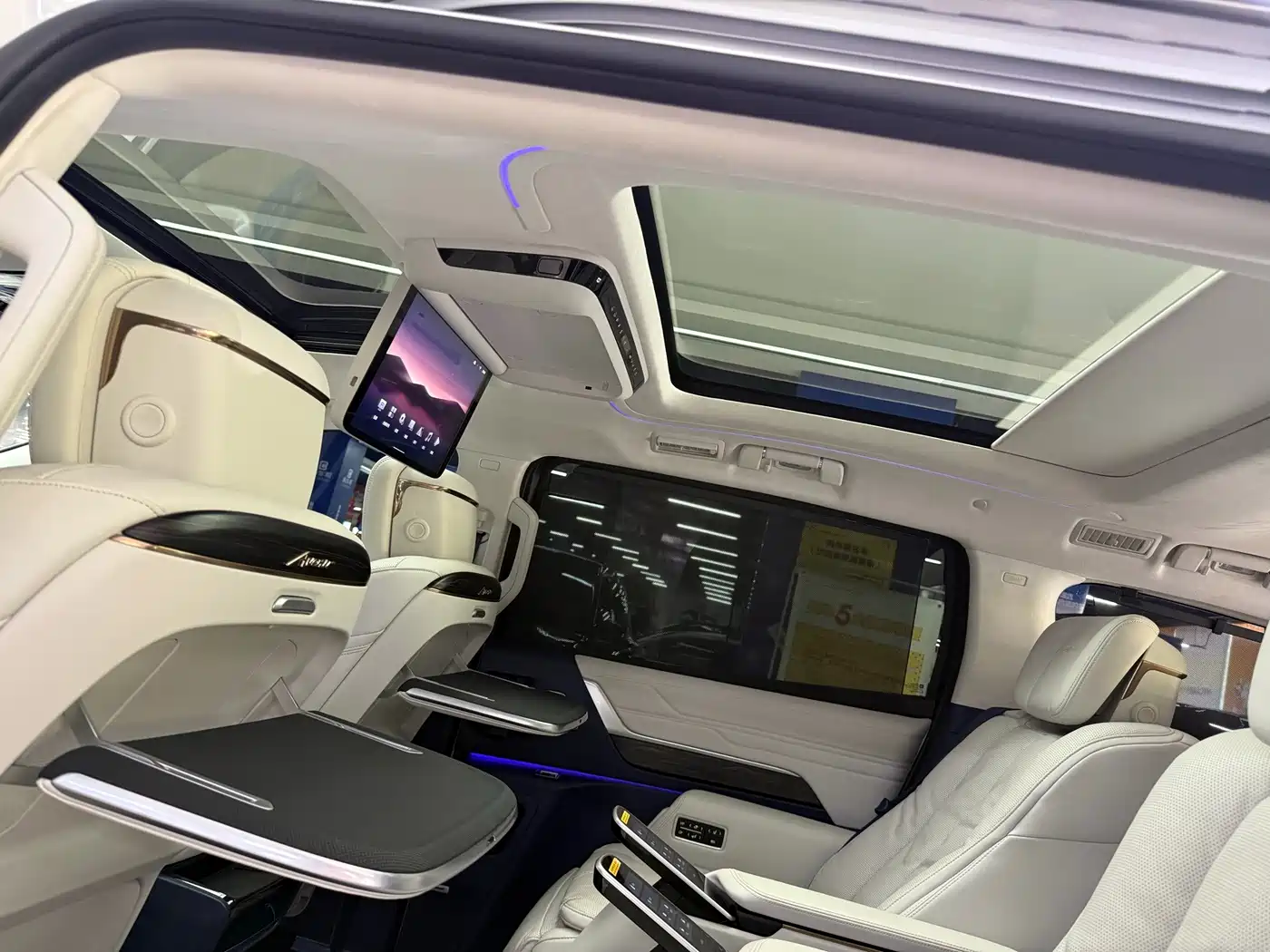 Buick Century 2025 2025 2.0T 7-Seater World Edition