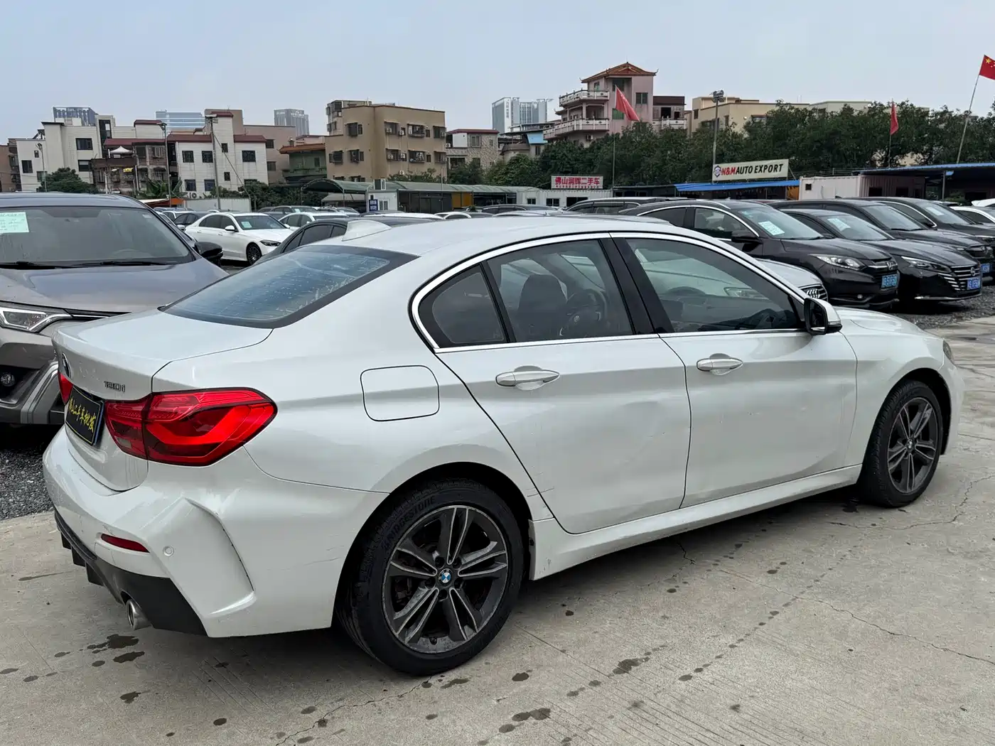 BMW 1 Series 2021 120i M Sport фото 2