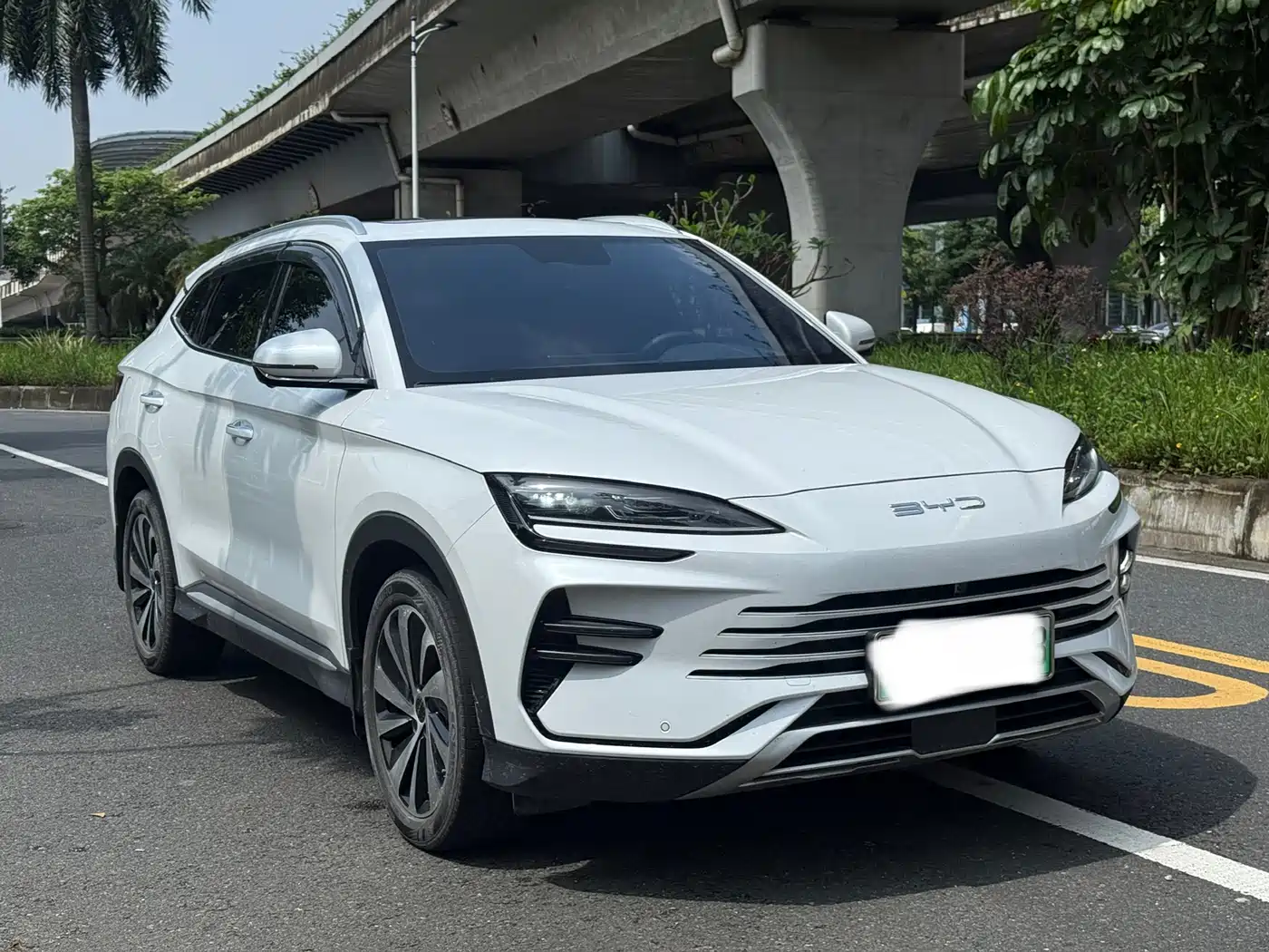 BYD Song PLUS PHEV 2024 Glory Edition DM-i 110km Flagship фото 3