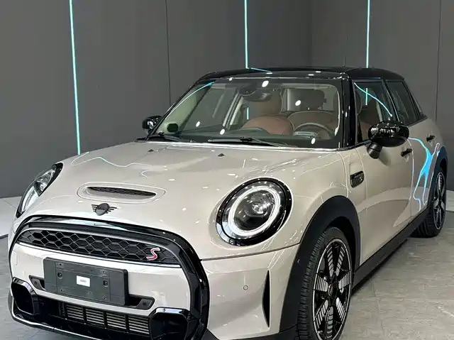 Mini MINI 2.0T COOPER S, Артист, пятидверный