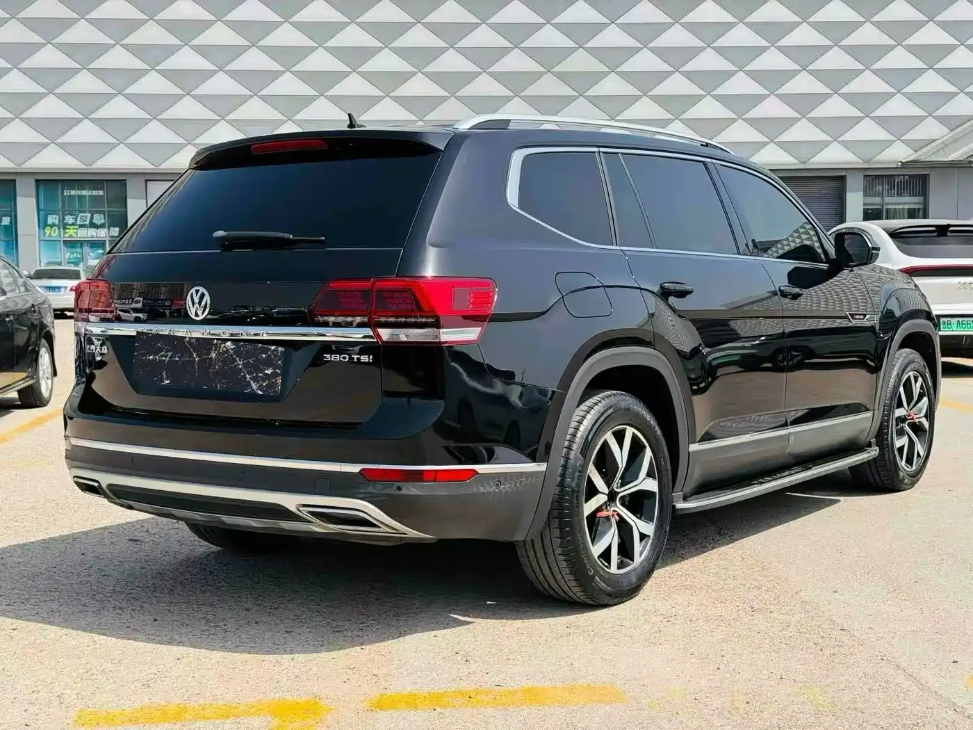 Volkswagen Teramont 2019 380TSI 4WD Luxury Edition China VI фото 5