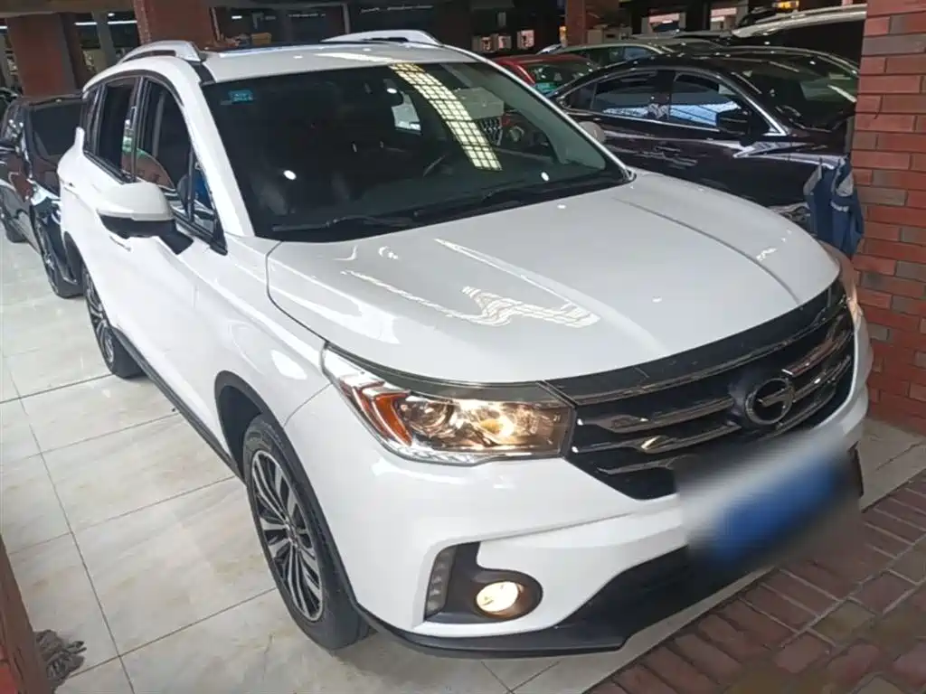 GAC Trumpchi Trumpchi GS4 2017 235T Automatic 2WD Luxury Smart Connected Edition фото 4