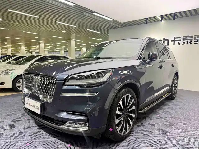 Lincoln Aviator 3.0T V6, Полный привод, Эксклюзив
