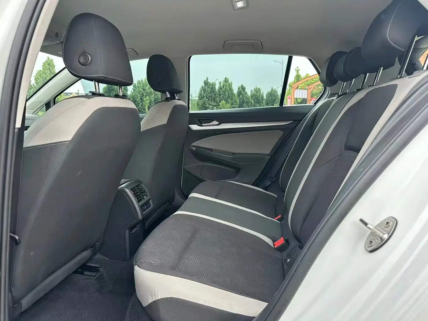 Volkswagen Golf 2023 200TSI DSG Pro фото 9