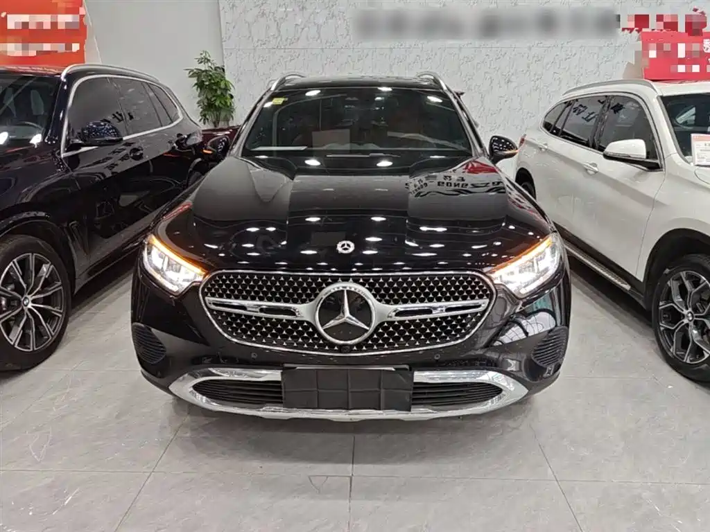 Mercedes-Benz GLC 2023 Facelift GLC 260 L 4MATIC Sport 5-Seater фото 3
