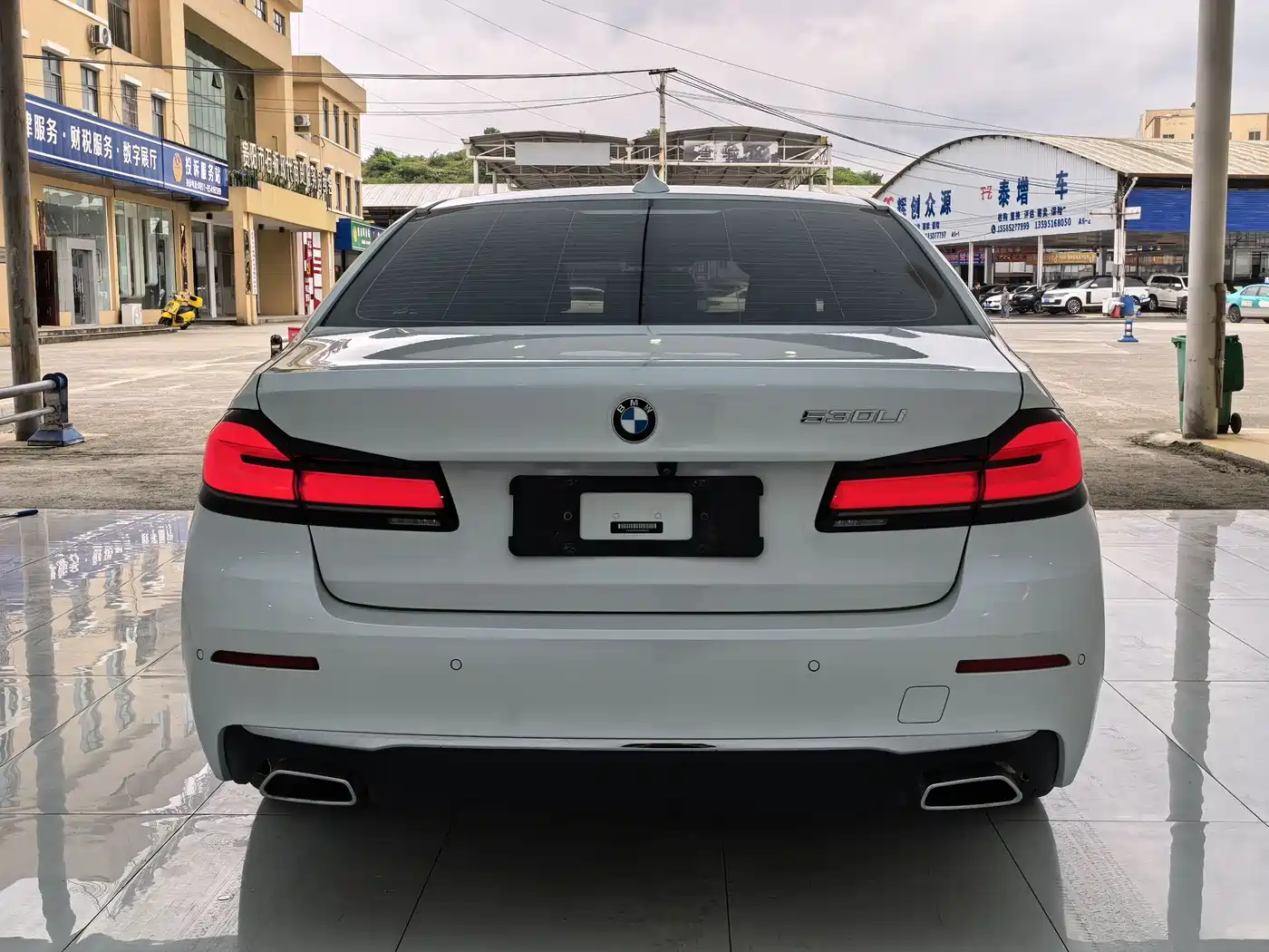 BMW 5-SERIES