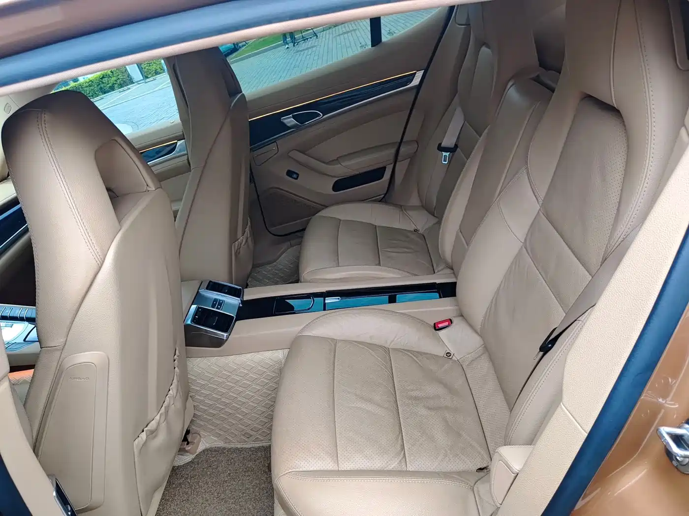 Porsche Panamera 2010 Panamera 4 3.6L фото 14