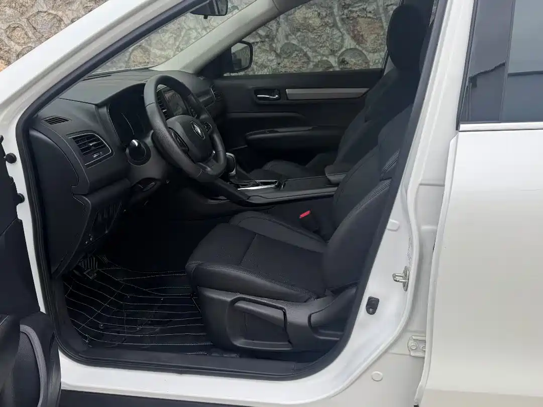 Renault Koleos 2017 2017 2.0L 2WD Comfort Edition