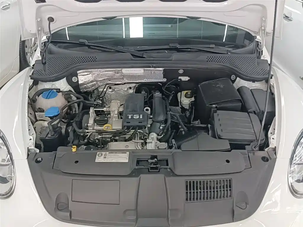 Volkswagen Beetle 2015 180TSI фото 20