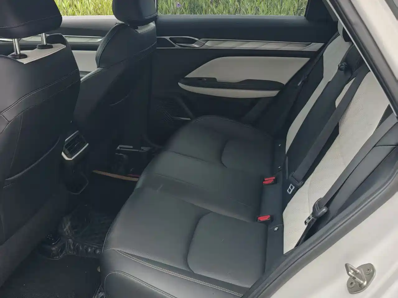 Geely Emgrand L 2022 2022 1.4T CVT Flagship