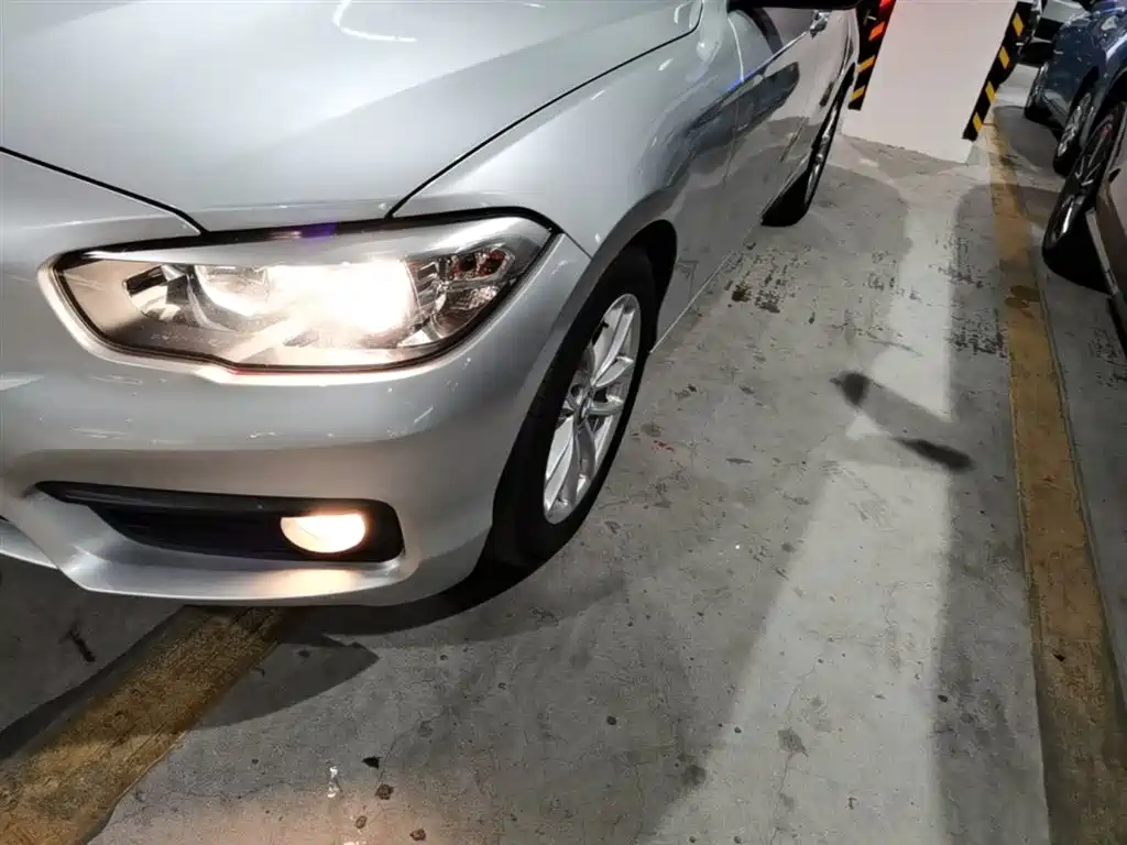 BMW 1 Series (Import) 2016 118i Leading фото 24