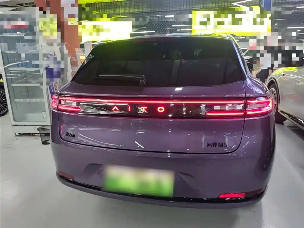 AITO Wenjie AITO M5 2025 Extended Range Ultra AWD фото 6